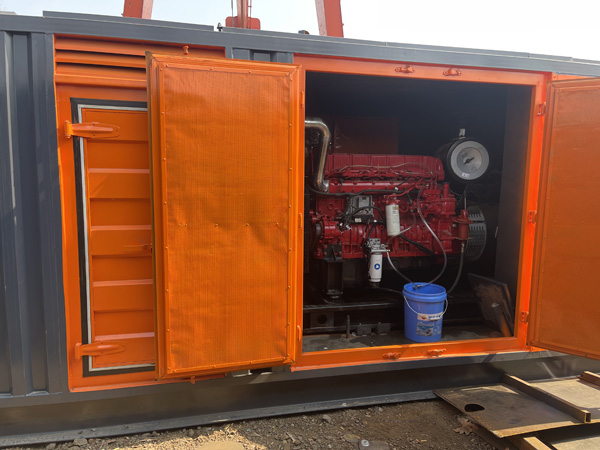 合山哪些因素会影响 200KW 柴油发电机的燃油消耗率？