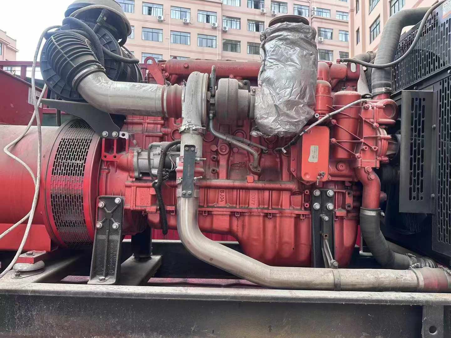 合山如何选择适合 600kW 柴油发电机组的过载保护器？